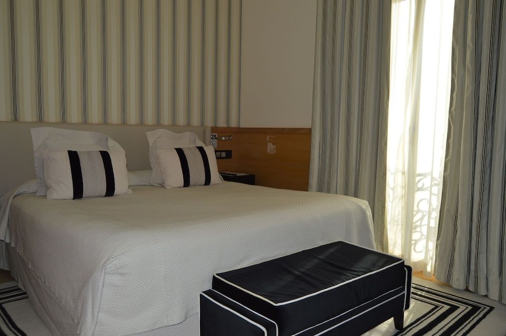 Junior Suite, Ocean View (2 pax)