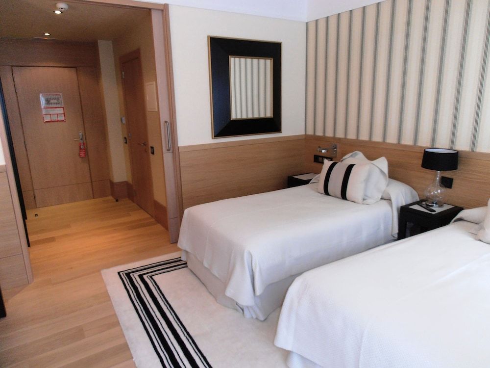 Standard Double Room, 2 Twin Beds