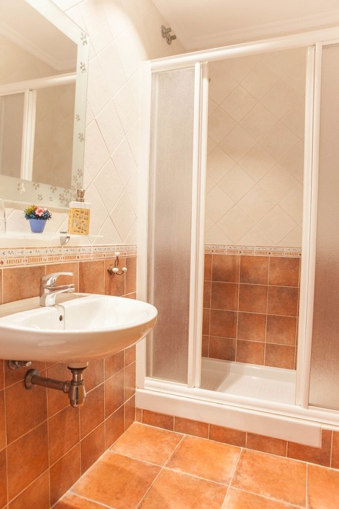 Casa Rural de Pobes Lagun Etxea Standard Double Room, 1 Double Bed 12