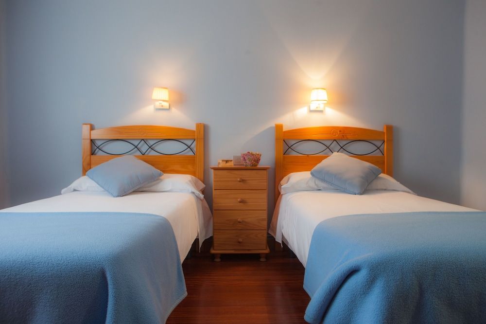 Casa Rural de Pobes Lagun Etxea Standard Twin Room 13