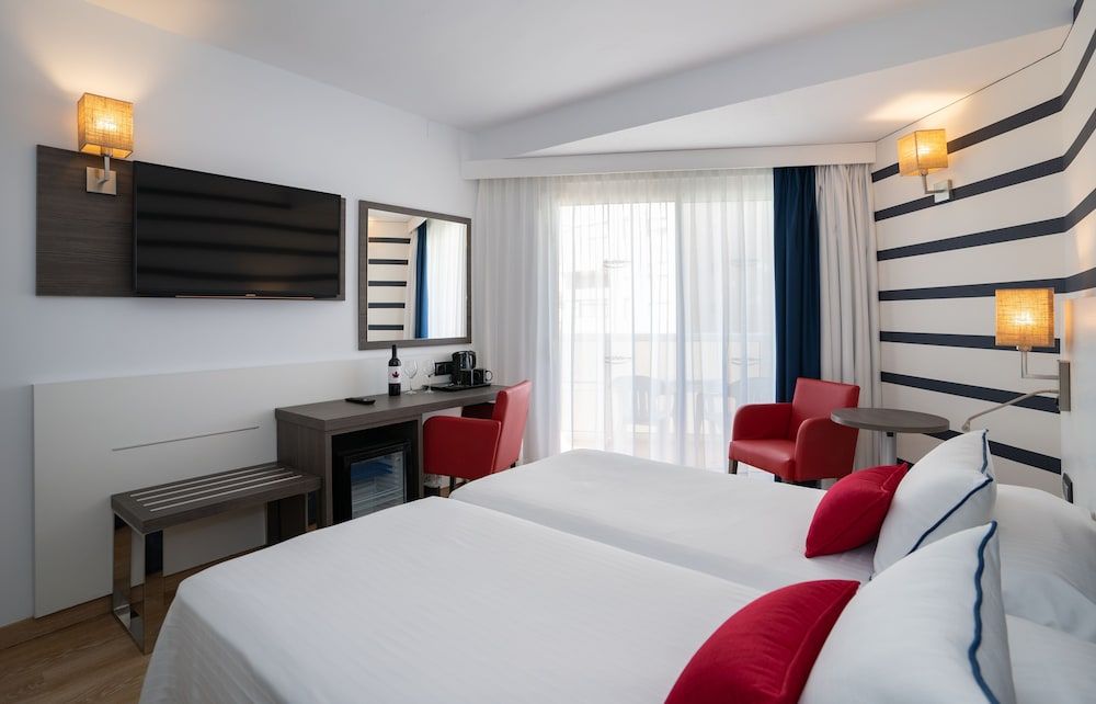 Double Room, Balcony