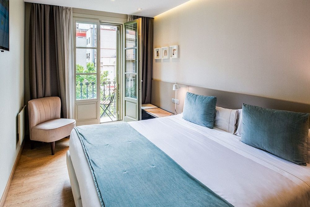 undefined Hotel Well and Come Barcelona 7