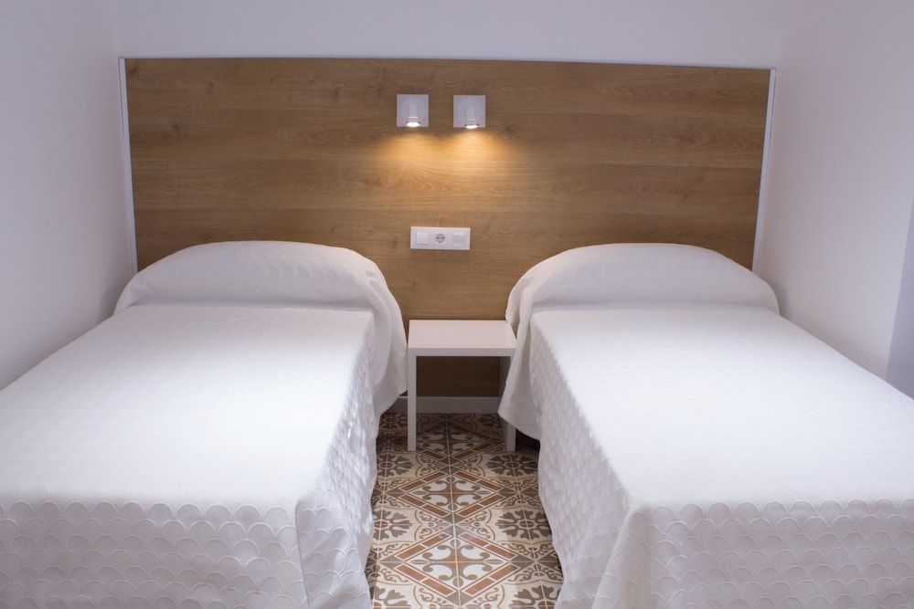 undefined Hostal Nova 9