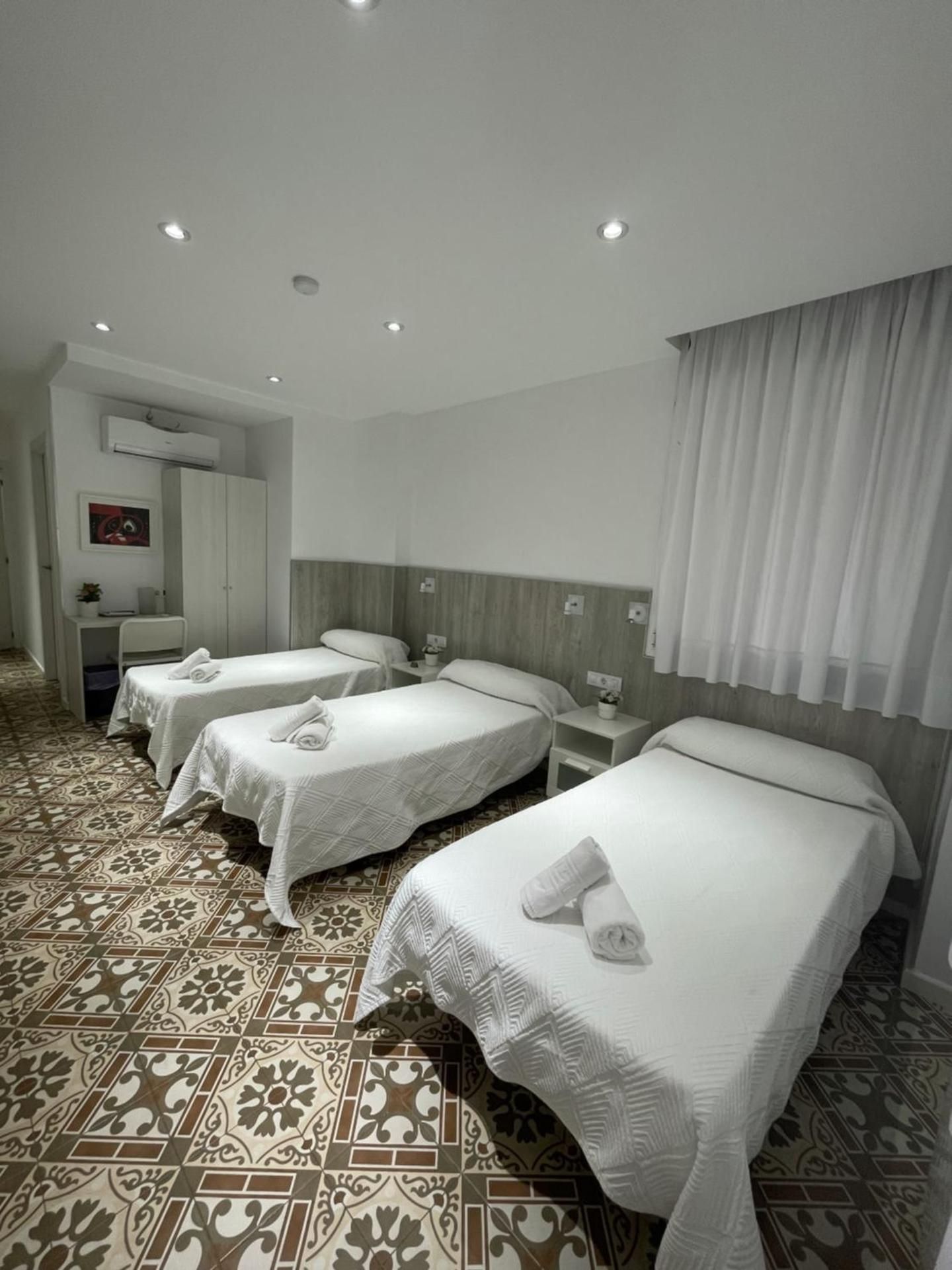 undefined Hostal Nova 8