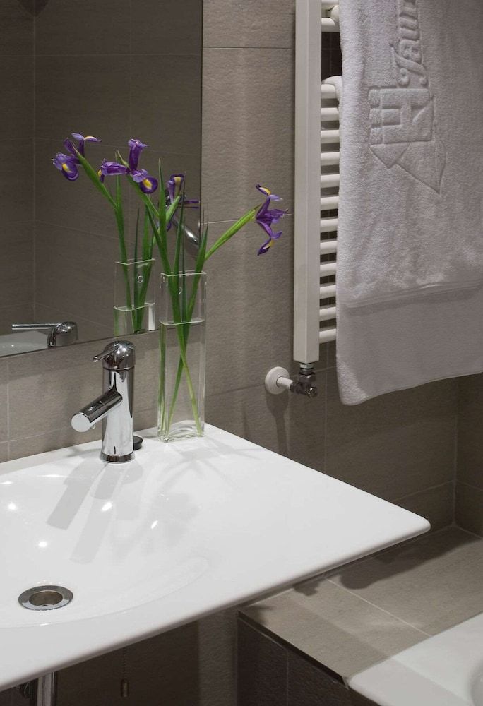 Hotel Jauregui Double Room (Supletoria 3A) 4