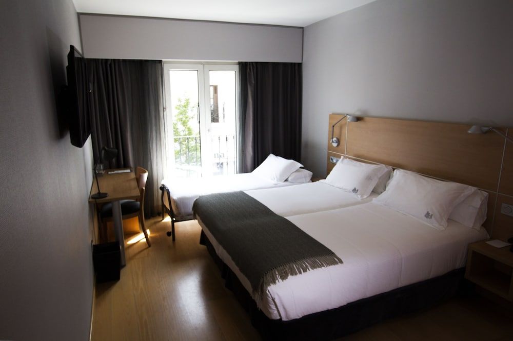 Hotel Jauregui Double Room (Supletoria 3A) 2