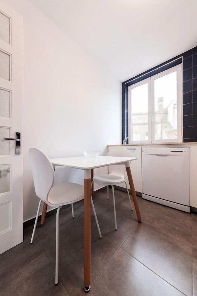 undefined Apartamentos Lux Santiago 6