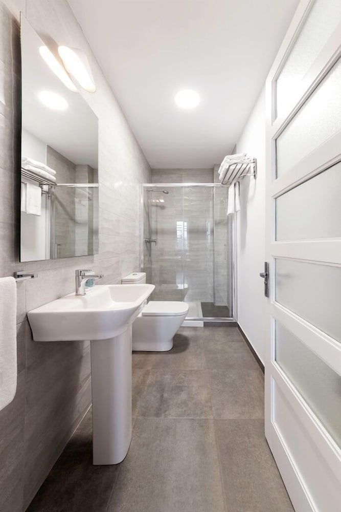 Apartamentos Lux Santiago Apartment, 2 Bedrooms 5