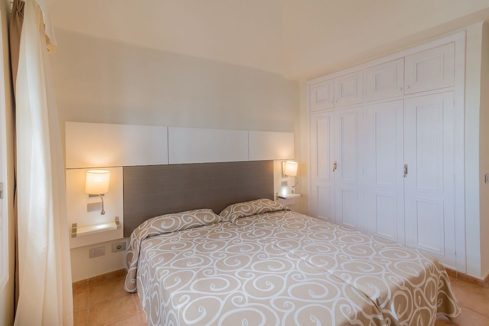 Apartamentos LIVVO Las Gaviotas Standard Plus Apartment (2 adults and 1 child) 2