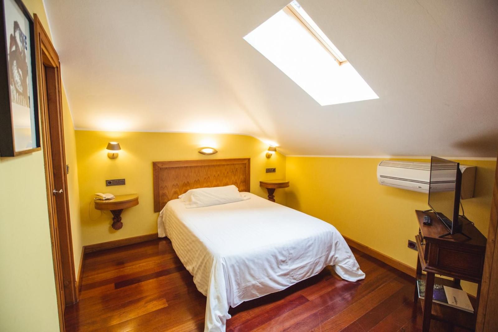 Budget Double Room - Attic