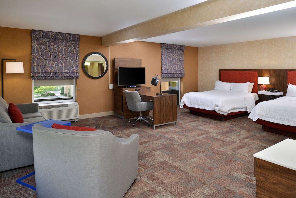 Room, 2 Queen Beds, Accessible, Non Smoking