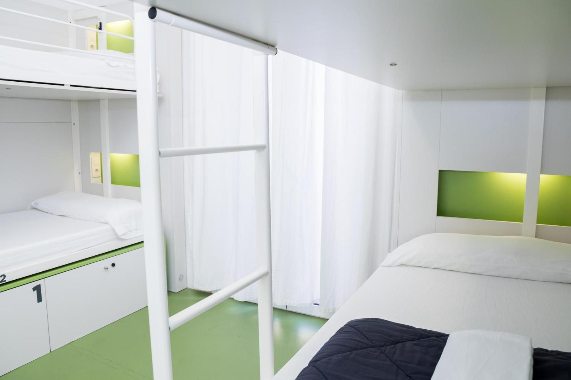 undefined Sant Jordi Hostels Gracia 5