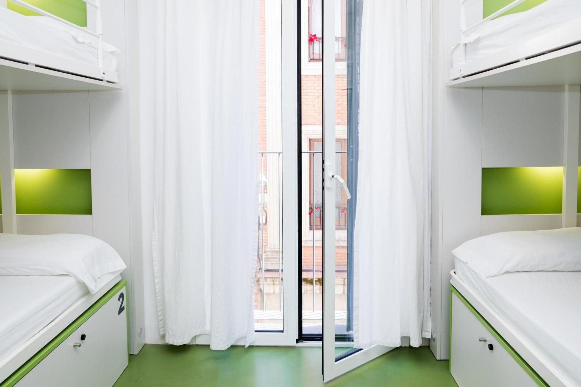 undefined Sant Jordi Hostels Gracia 9
