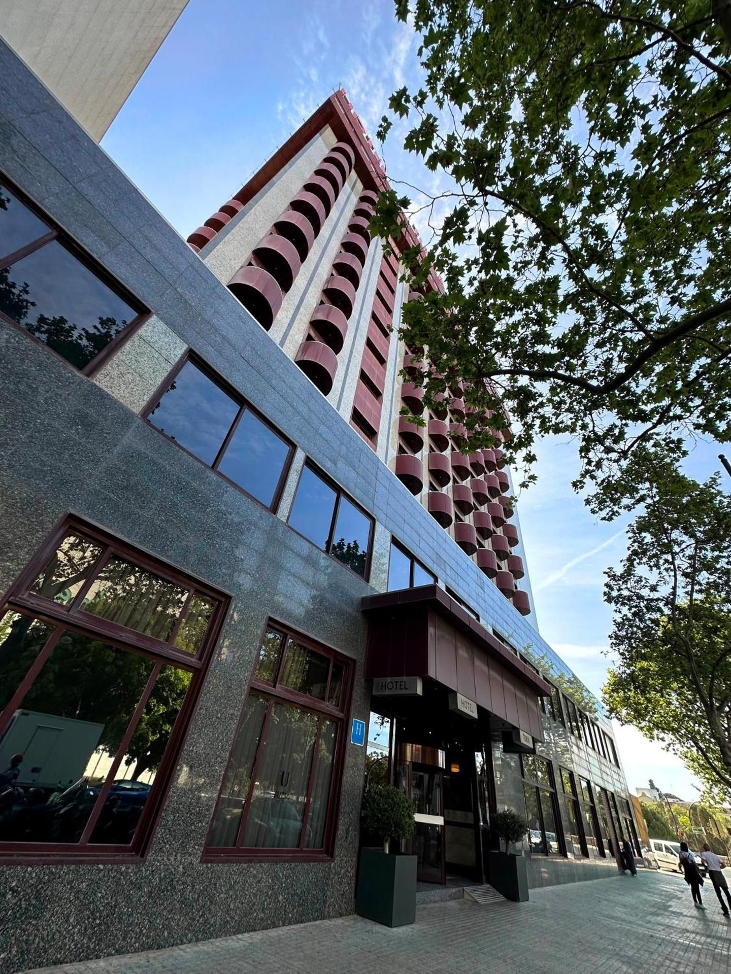 undefined Hotel Turia 4