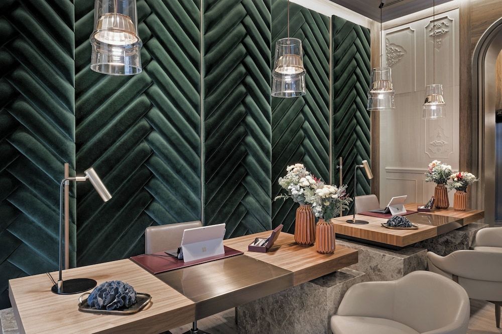 undefined Círculo Gran Vía, Autograph Collection - Adults Only