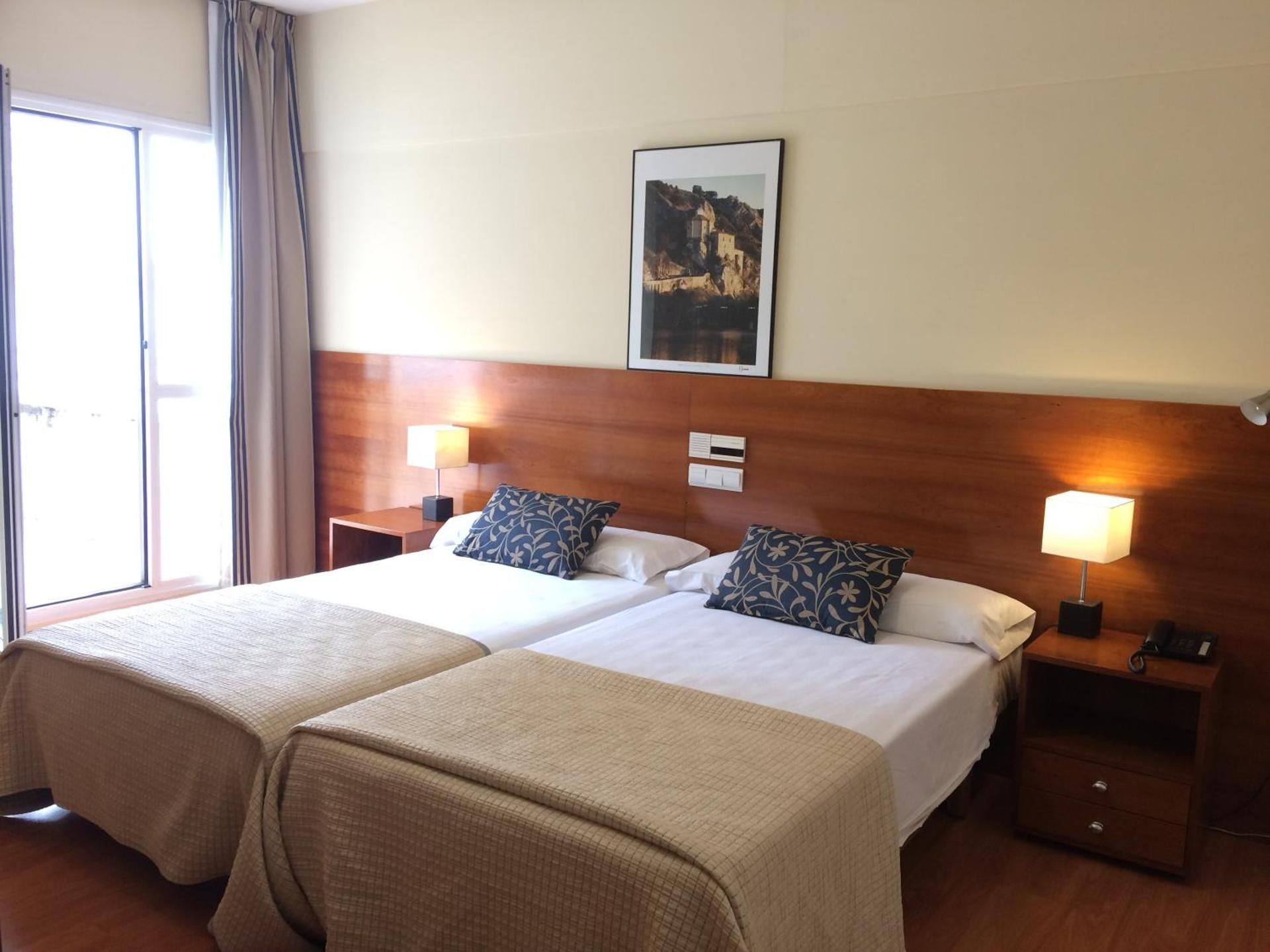 Standard Twin Room with Terrace