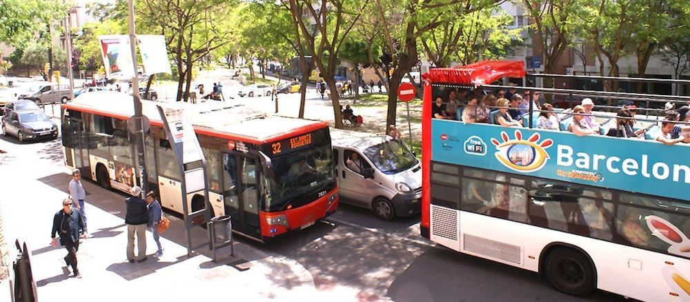 Hotel Travessera 1 Bedroom Apartment with Terrace 2