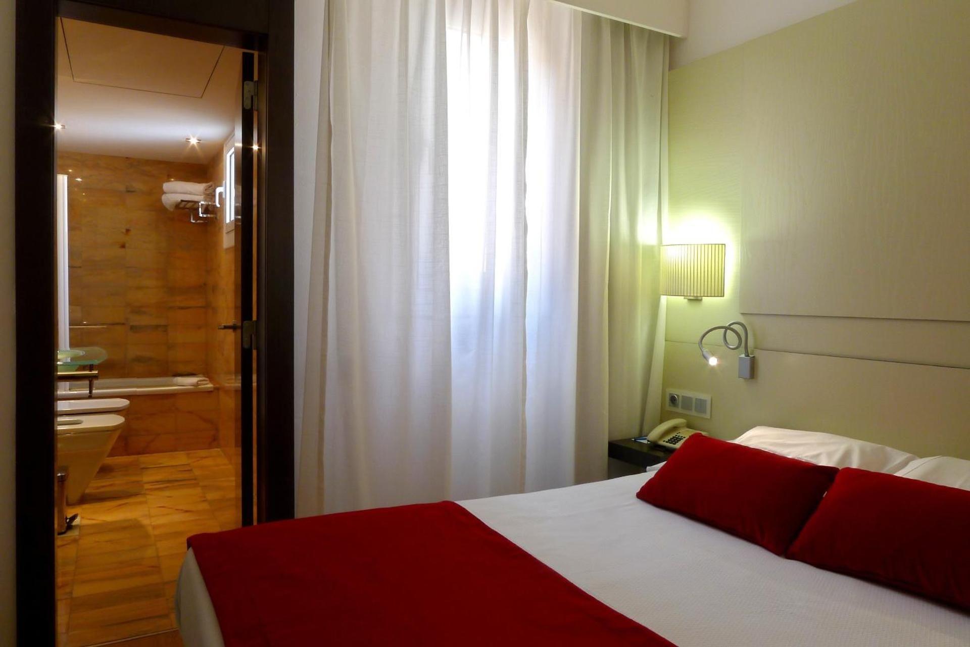 undefined Grupotel Gravina 3