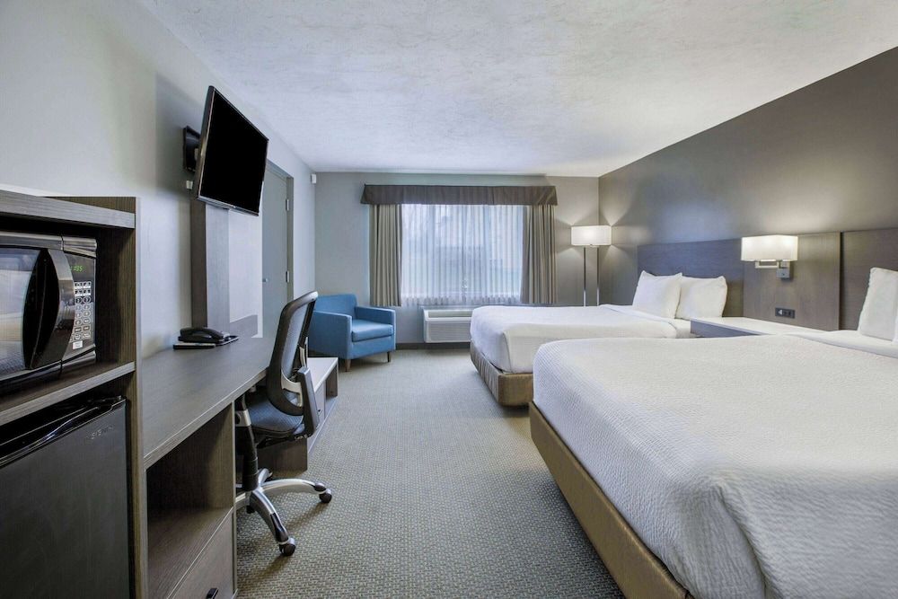 Room, 2 Queen Beds, Accessible, Non Smoking