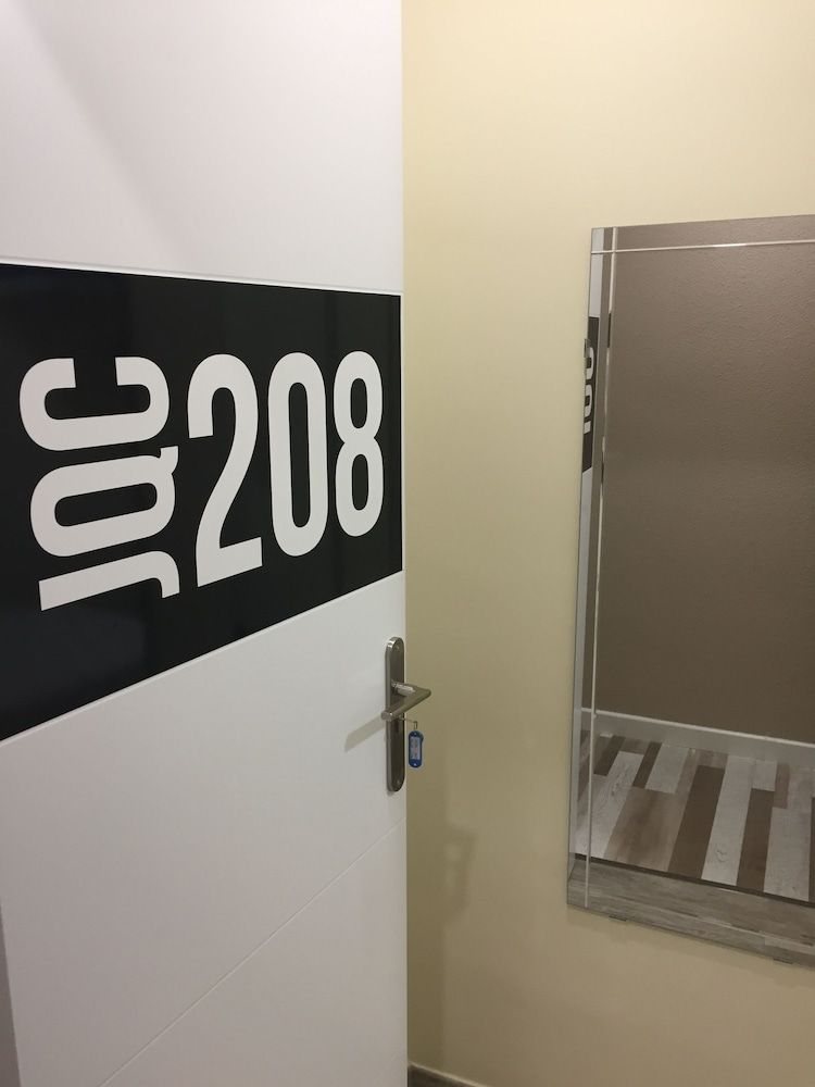 undefined JQC Rooms 7