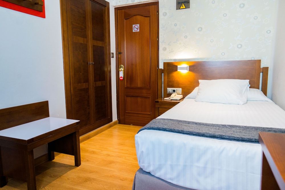 Hotel Costasol Single Room