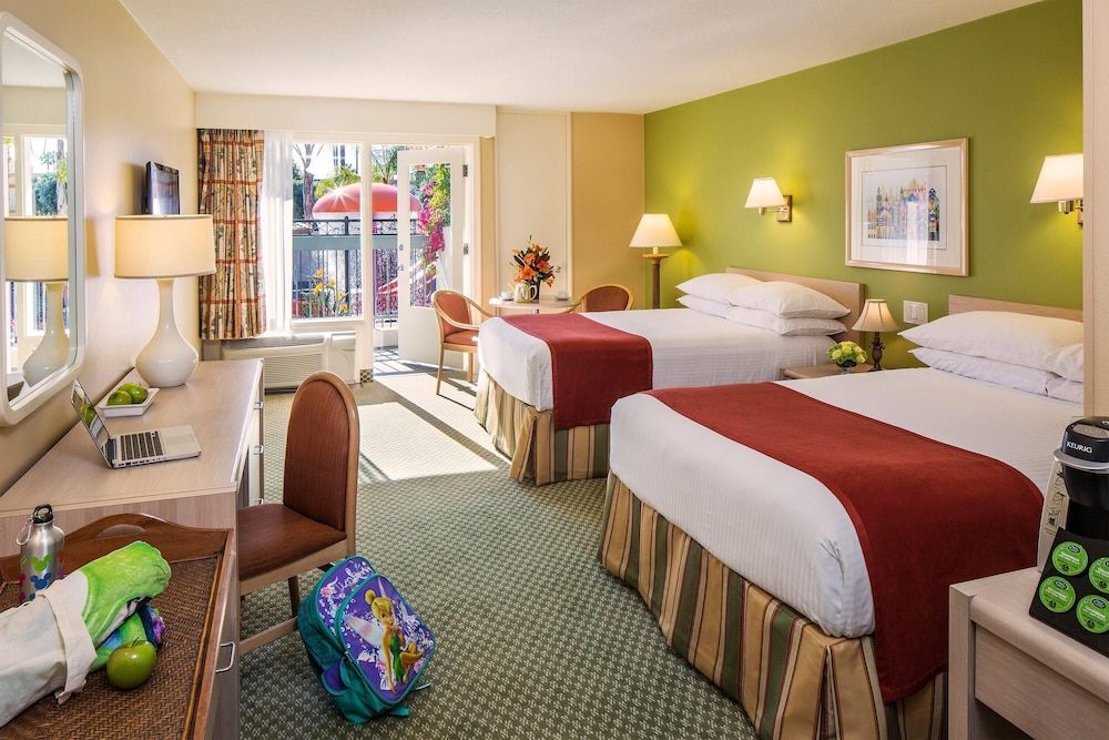 Howard Johnson by Wyndham Anaheim Hotel and Water Playground Economy Room, 2 Double Beds, Non Smoking (Building 3-6)