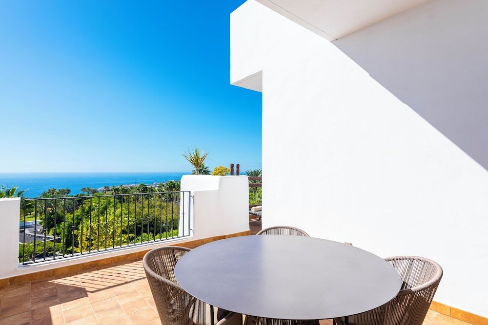 Las Terrazas de Abama Suites Suite, 1 Bedroom, Terrace, Partial Sea View 4