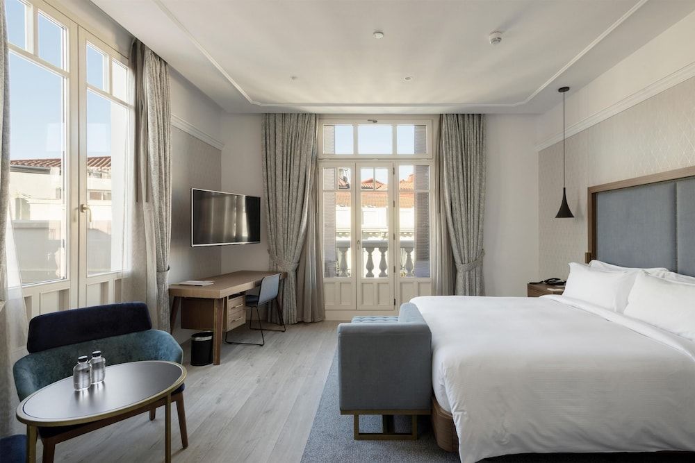 undefined DoubleTree by Hilton Madrid-Prado 8