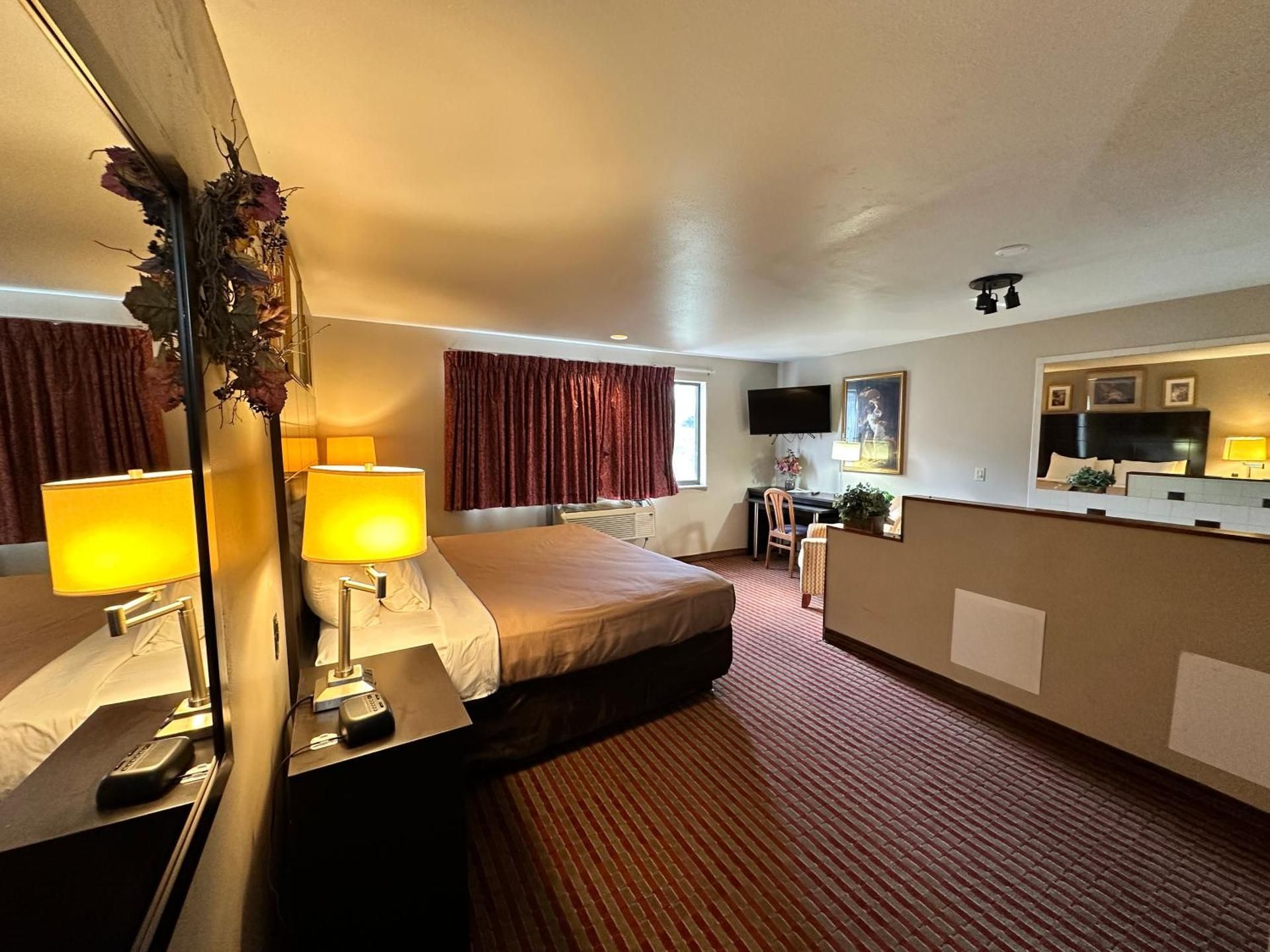 Standard with 1 King Bed