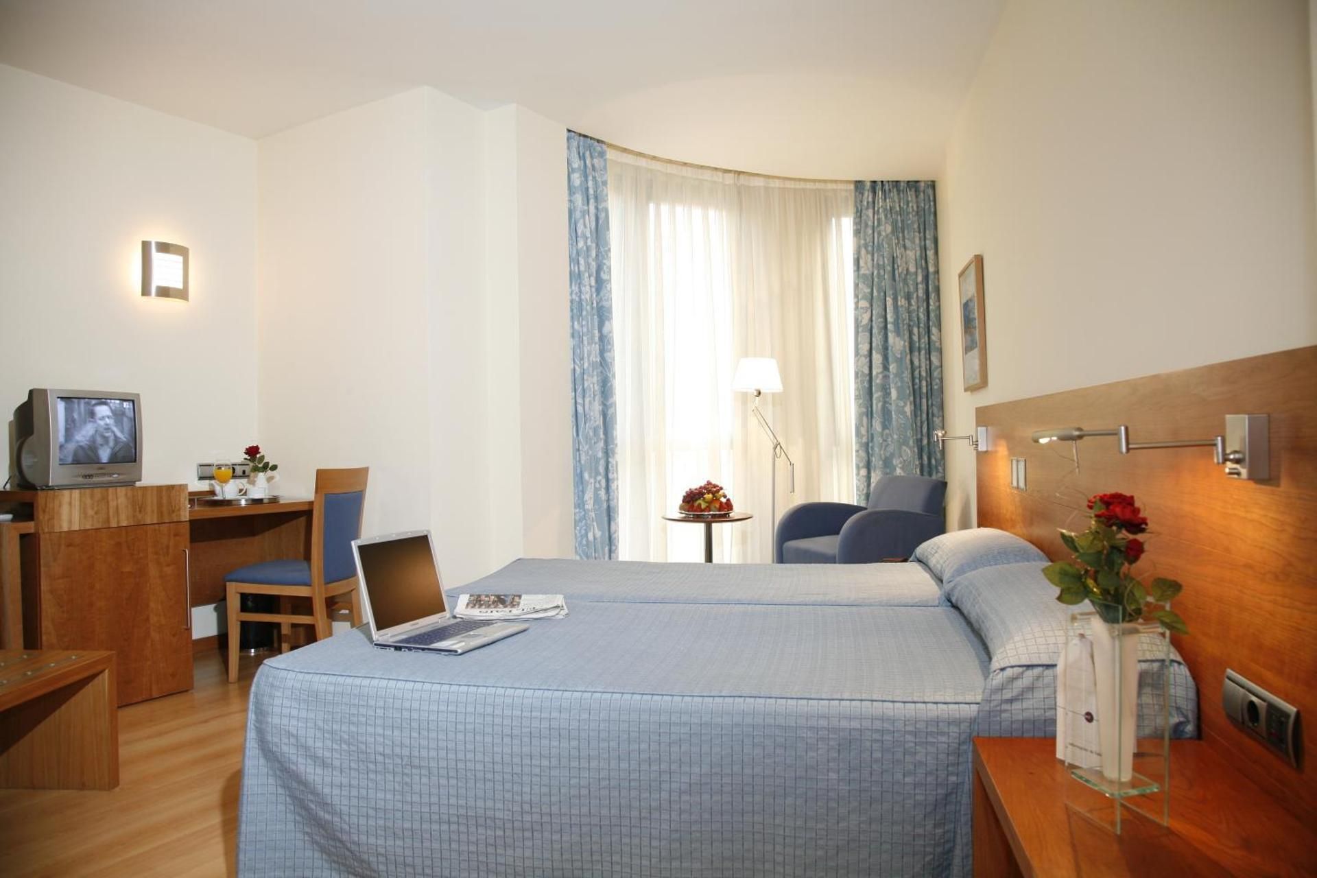 Triple Room (2 Adults + 1 Child)
