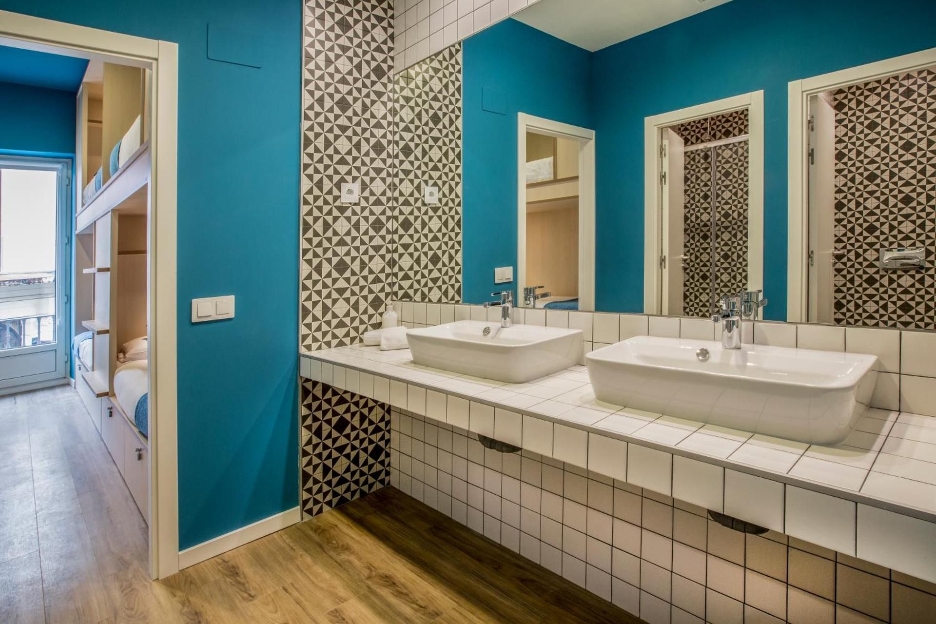 undefined Mola Hostel 10