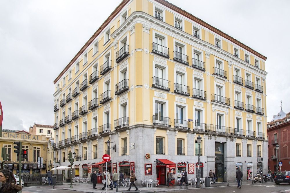 undefined Mola Hostel 3