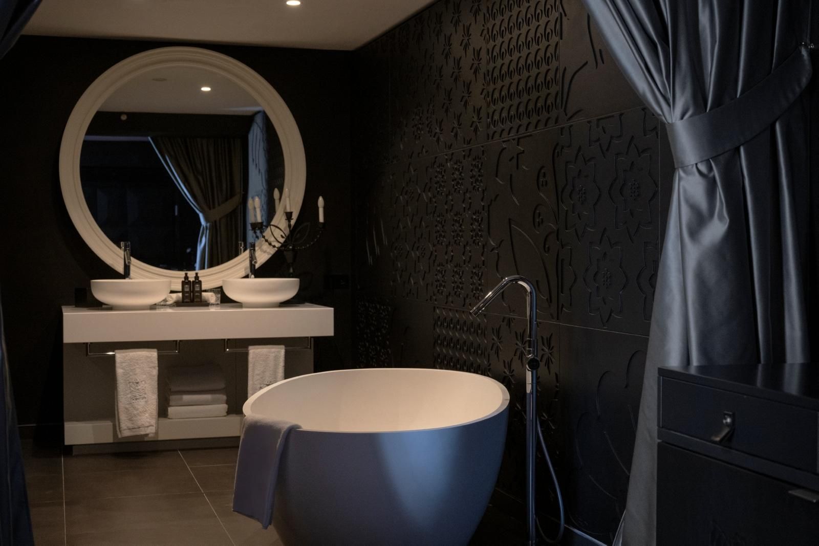 The Donna Portals Naughty Suite 7