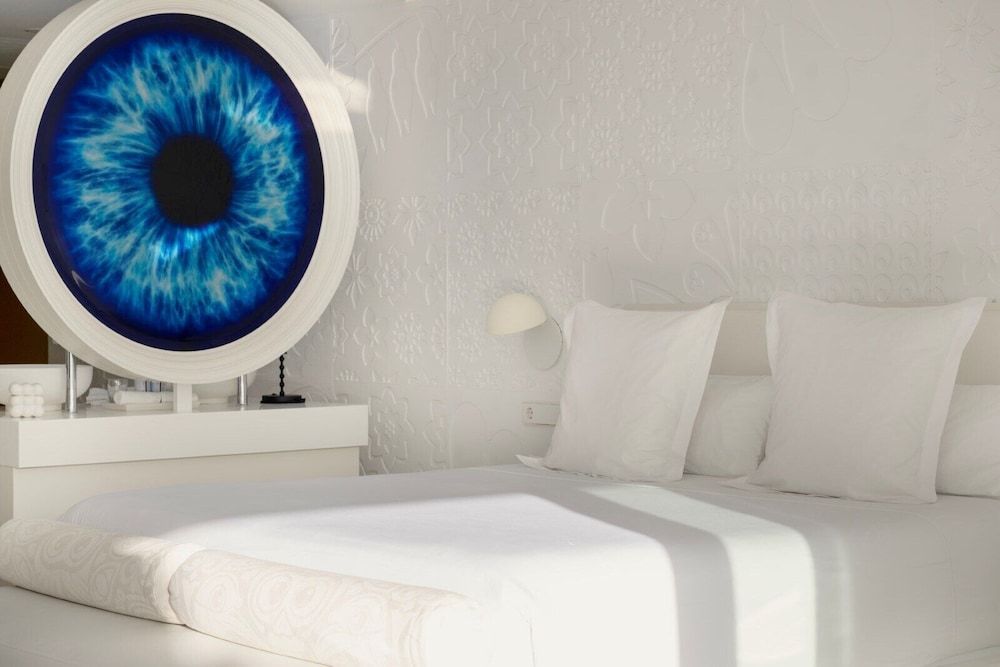 The Donna Portals Beach Level Room 2