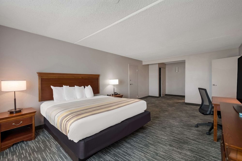 Suite, 1 King Bed, Non Smoking, Kitchen (Extended Stay)