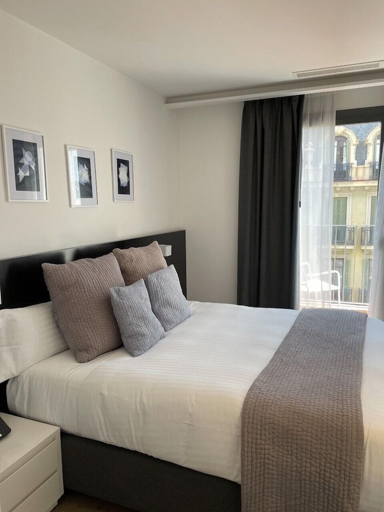 undefined Murmuri Residence Mercader 4