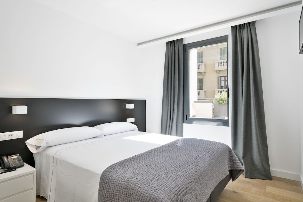 undefined Murmuri Residence Mercader 3