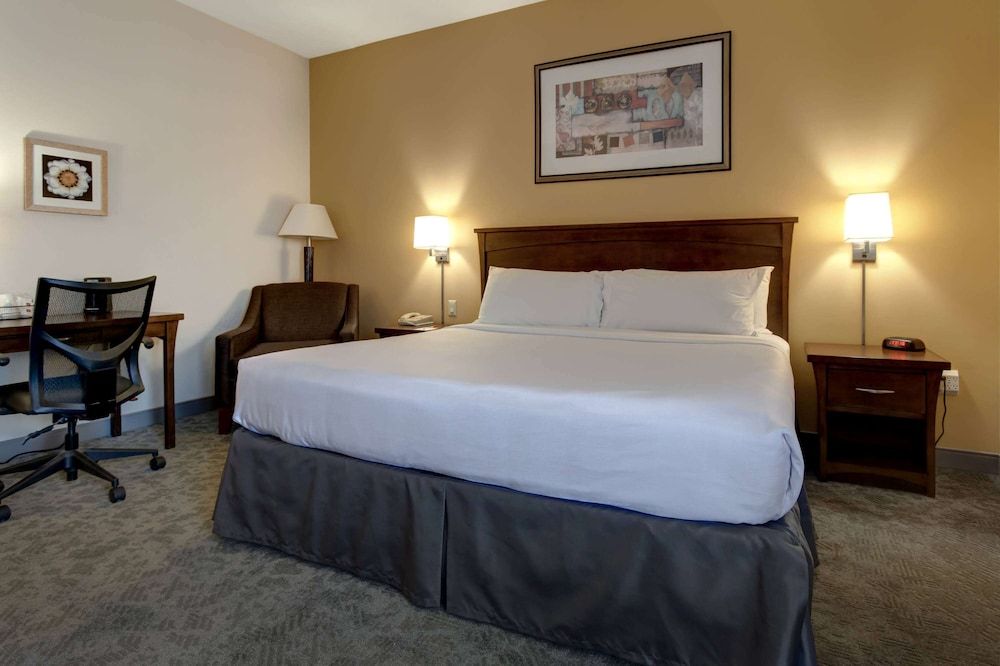 Standard Room, 1 King Bed