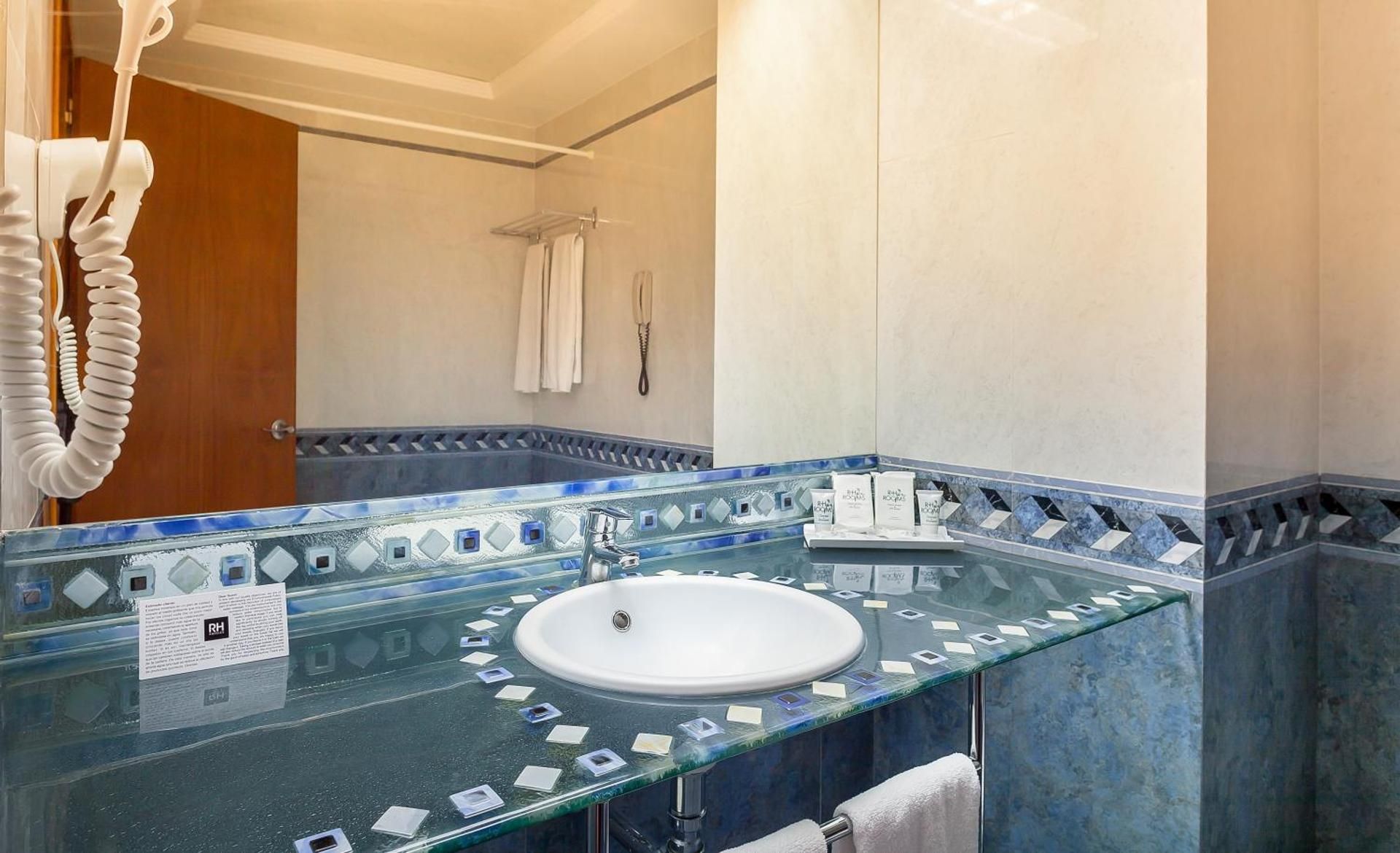 Junior Suite with Terrace (2 Adults + 1 Child)