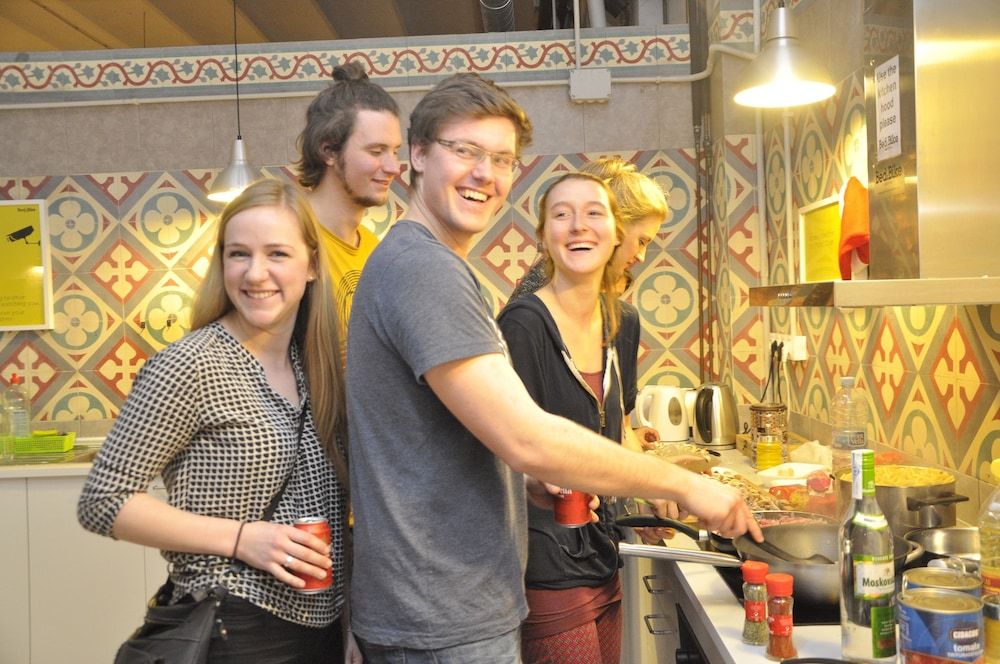 undefined Bed & Bike Hostel Barcelona 4