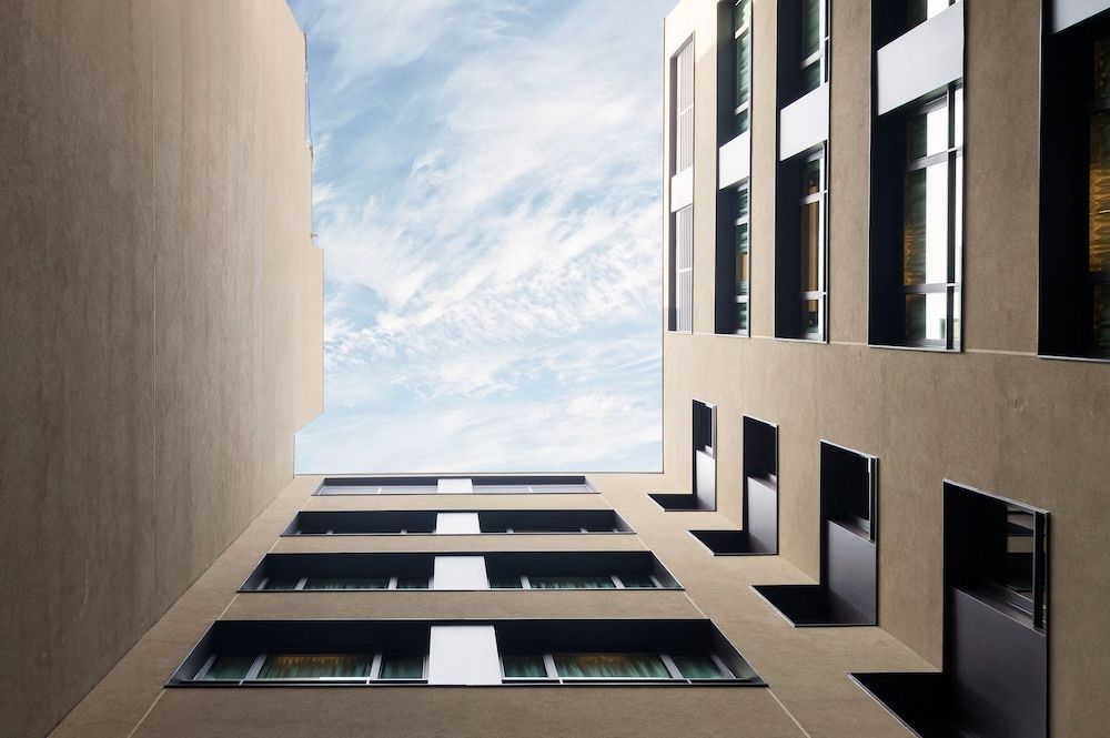 undefined The Corner Hotel 6