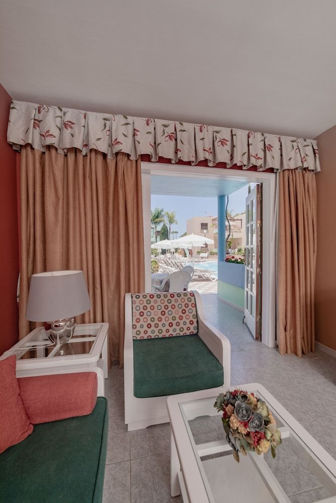 Club Vista Serena Standard Apartment, Multiple Beds (1 Adult) 8