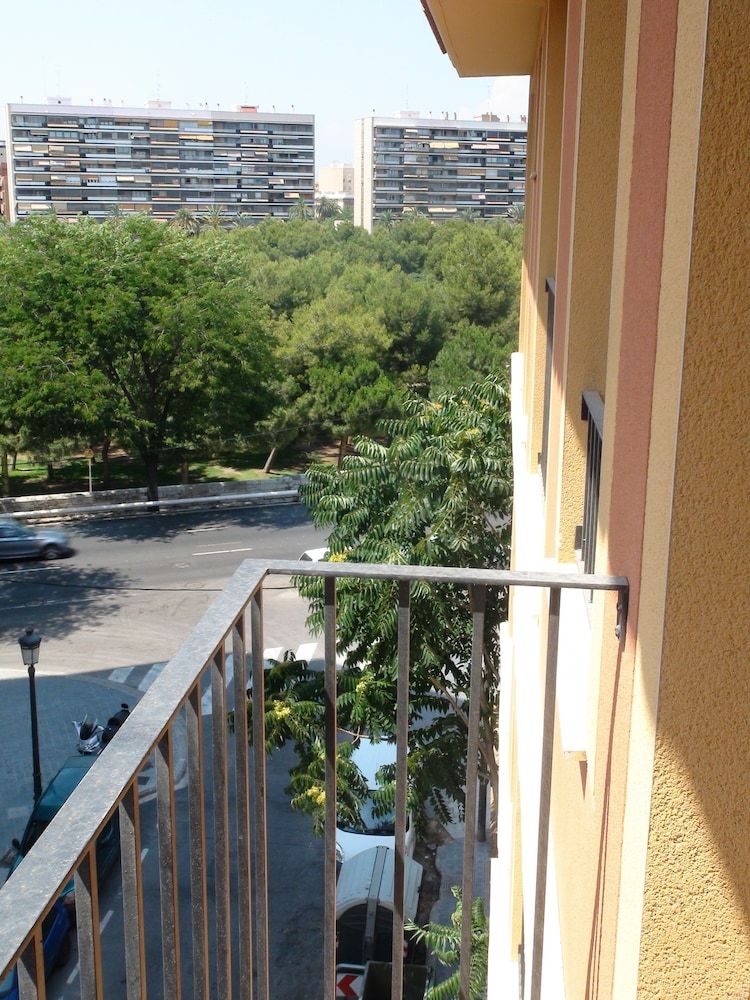 undefined Holastays Jardines Del Turia 9
