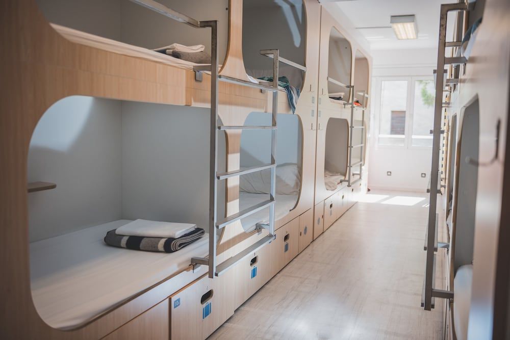 Rocket Hostels Gràcia Shared Dormitory, Shared Bathroom (16 pax) 3