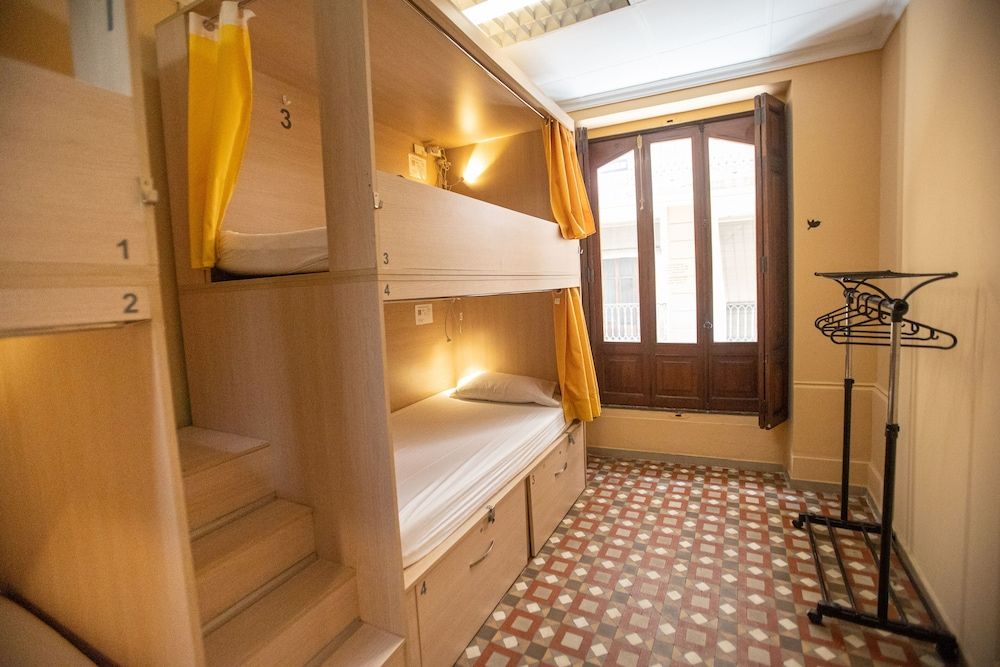 River Hostel Shared Dormitory, Mixed Dorm, Shared Bathroom (4 People Bunkbeds/Literas) 7