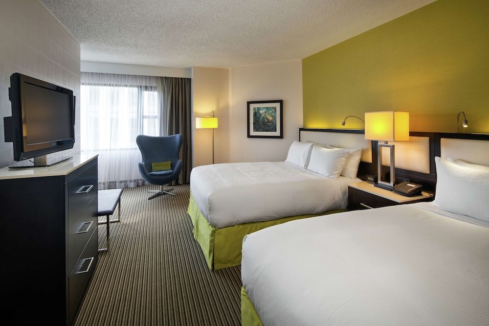 Suite, 2 Queen Beds