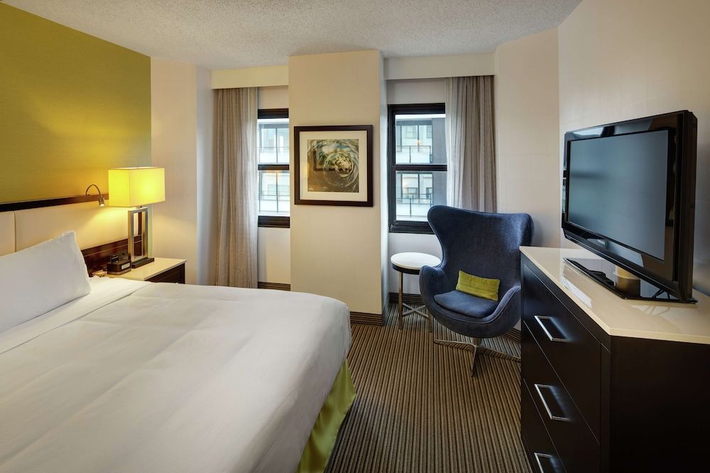 Studio Suite, 1 King Bed