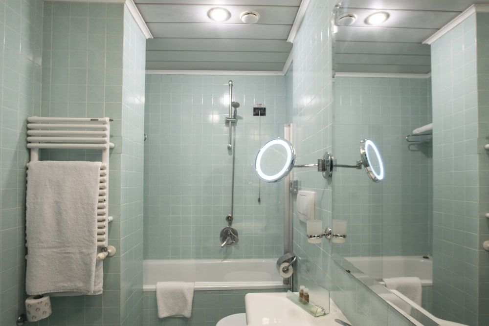 Hotel Milani Camera matrimoniale small 6