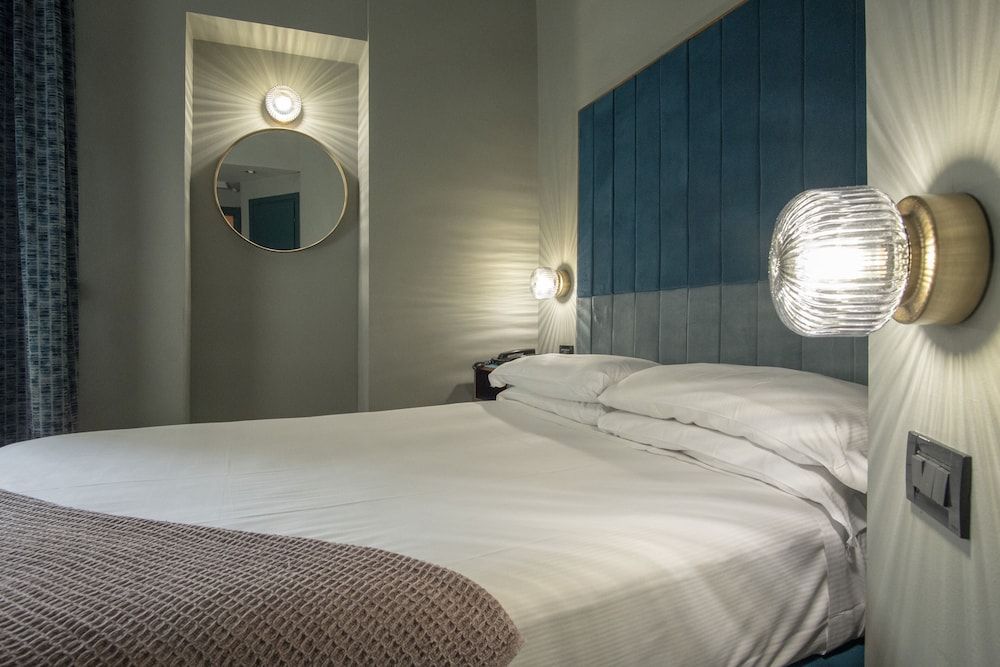 Hotel Milani Camera matrimoniale small 3