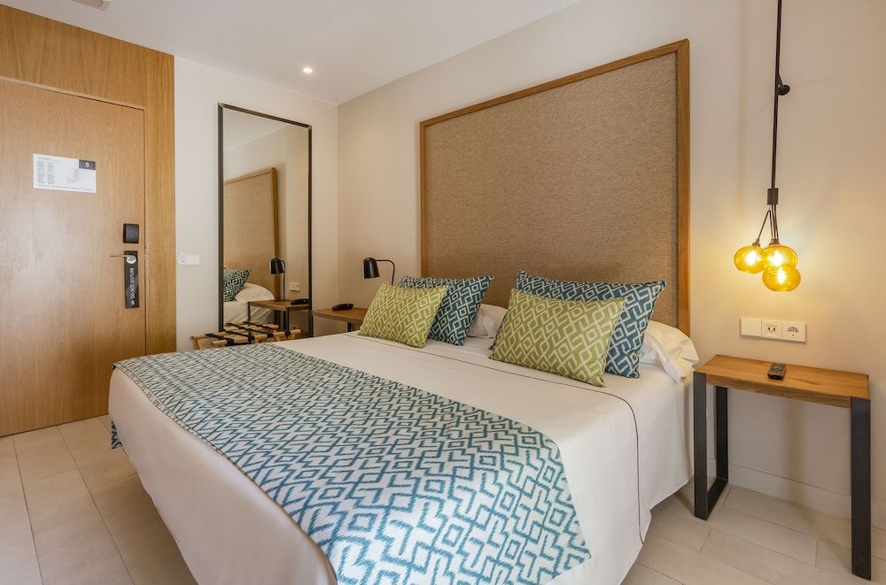 Pure Salt Port de Sóller Double Room, Mountain View 3